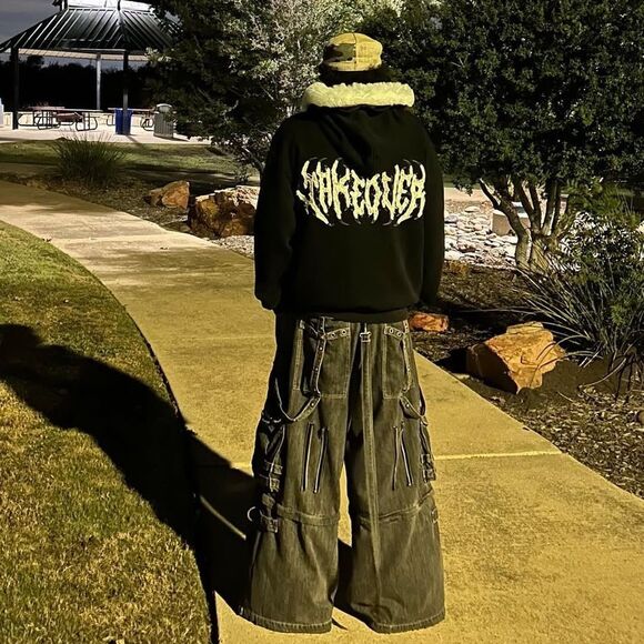 Takeover Heavyweight Full Zip Hoodie Black L NWOT - Picture 2 of 9
